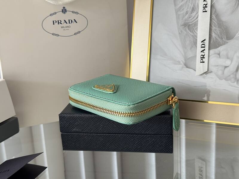 Prada Green 25x18x10cm shoulder bag — AAA Quality Replica