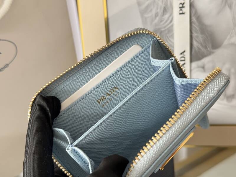 Prada Blue 25x18x10cm shoulder bag — 1:1 Replica