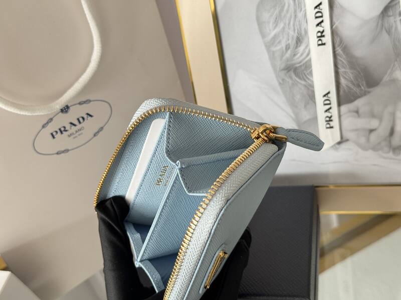 Prada Blue 25x18x10cm shoulder bag — 1:1 Replica