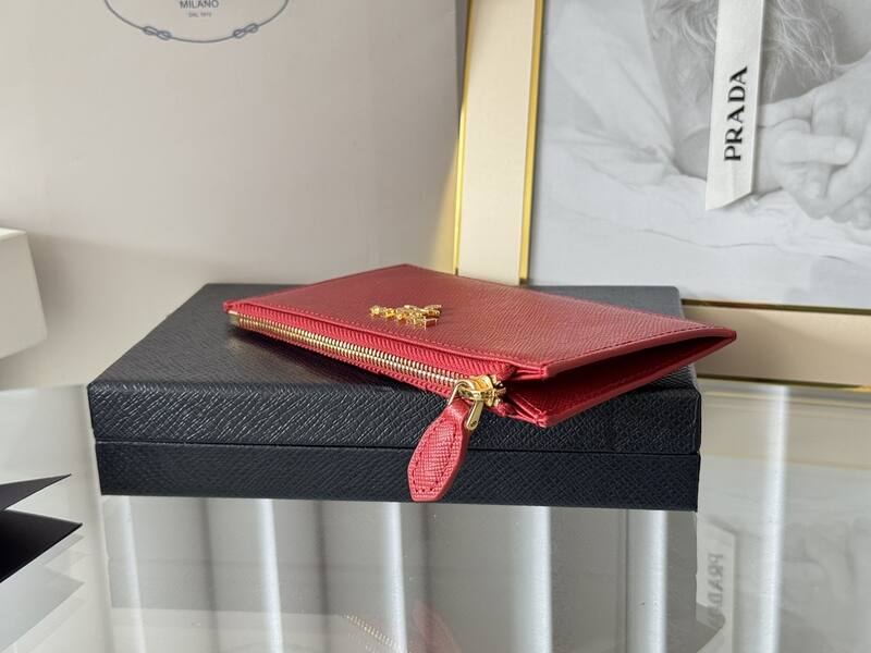 Prada Red 30x22x12cm shoulder bag — Premium Replica