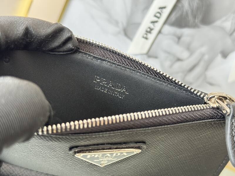 Prada Black 30x22x12cm shoulder bag — AAA Quality Replica