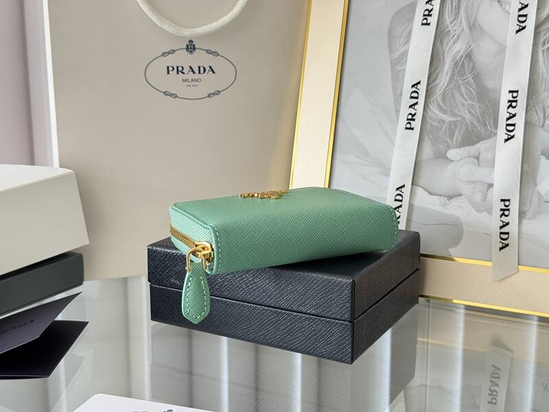 Prada Green 25x18x10cm shoulder bag — AAA Quality Replica