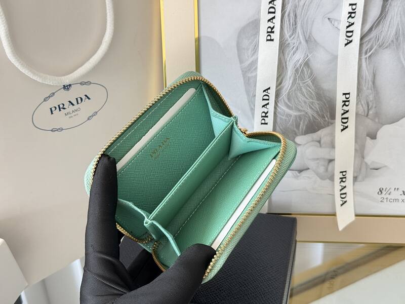 Prada Green 25x18x10cm shoulder bag — AAA Quality Replica