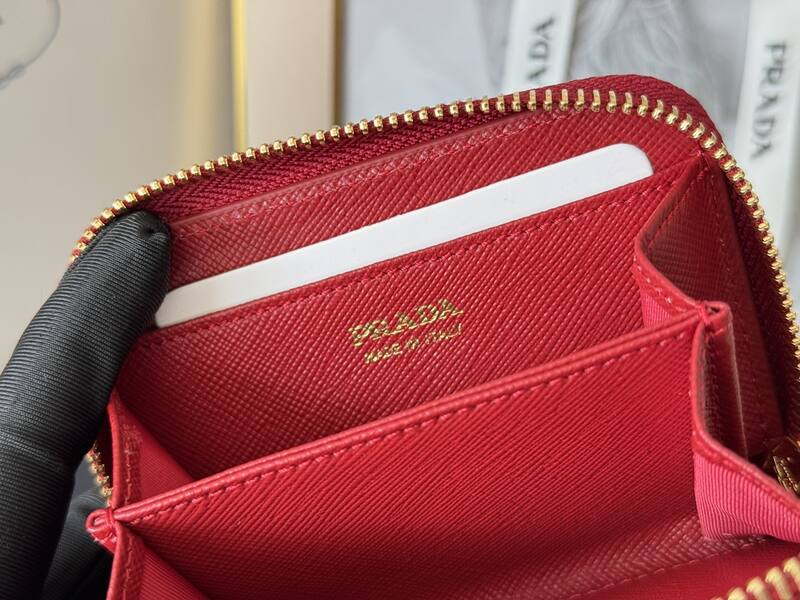 Prada Red 25x18x10cm shoulder bag — AAA Quality Replica