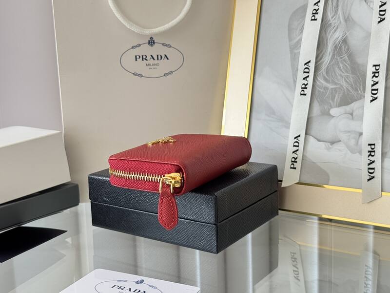 Prada Red 25x18x10cm shoulder bag — AAA Quality Replica