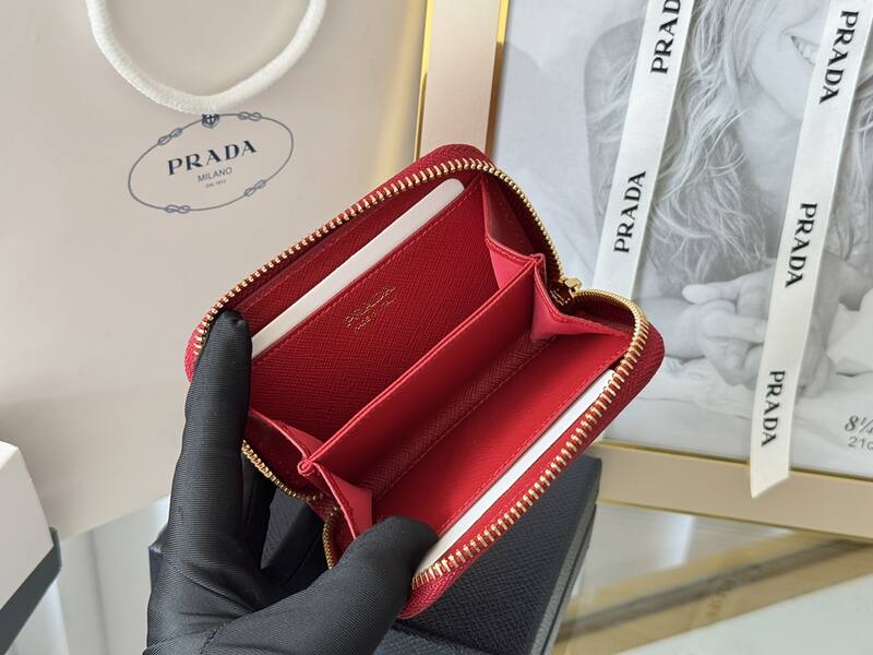 Prada Red 25x18x10cm shoulder bag — AAA Quality Replica