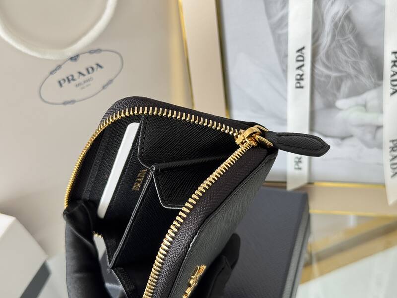 Prada Black 25x18x10cm shoulder bag — AAA Quality Replica