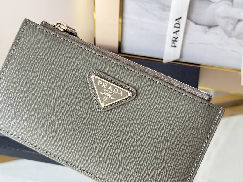 Prada Grey 30x22x12cm shoulder bag — 1:1 Replica
