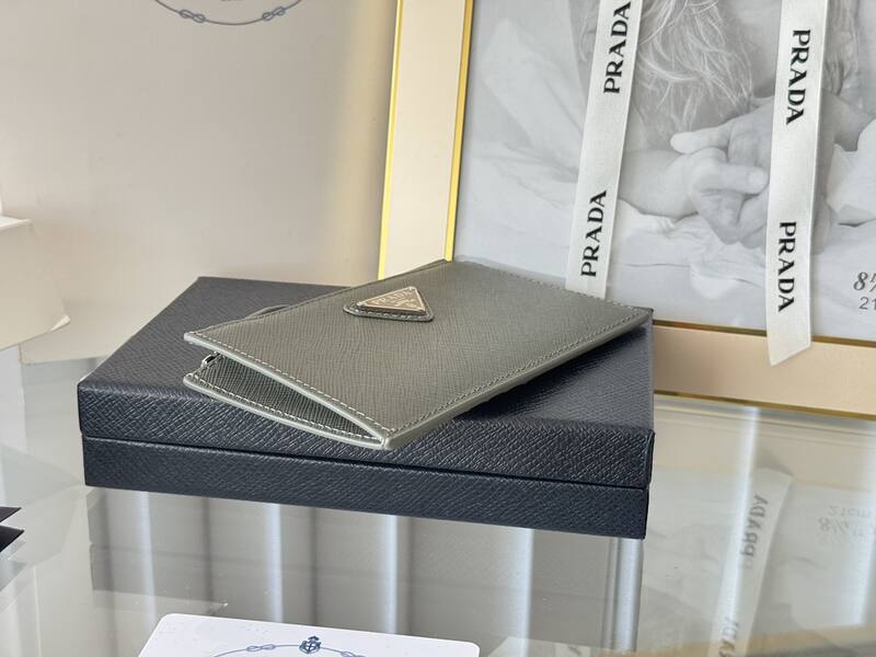 Prada Grey 30x22x12cm shoulder bag — 1:1 Replica
