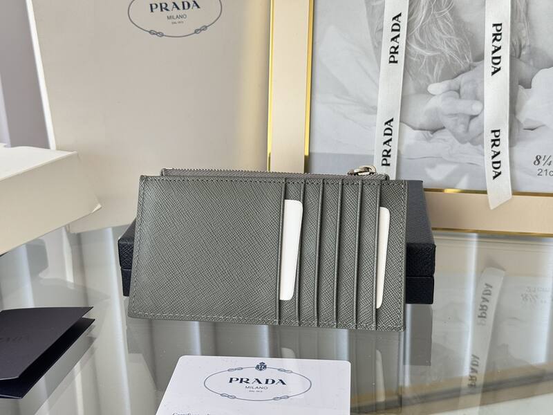 Prada Grey 30x22x12cm shoulder bag — 1:1 Replica