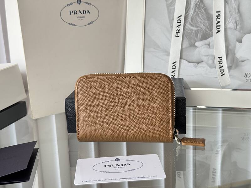 Prada Brown 25x18x10cm shoulder bag — AAA Quality Replica