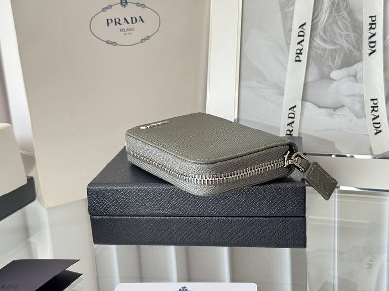 Prada Gray shoulder bag — Premium Replica