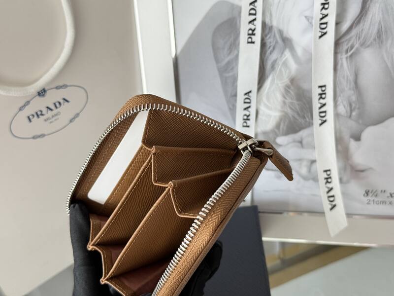 Prada Brown 25x18x10cm shoulder bag — Top Quality Replica