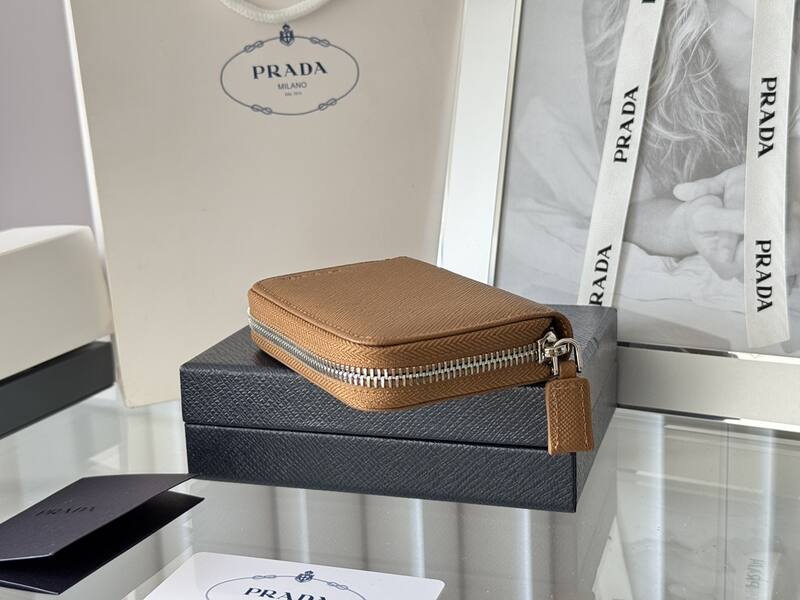 Prada Brown 25x18x10cm shoulder bag — Top Quality Replica