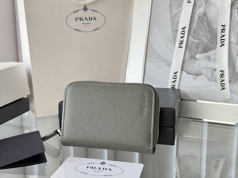 Prada Grey 18x12cm shoulder bag 1 1 Replica