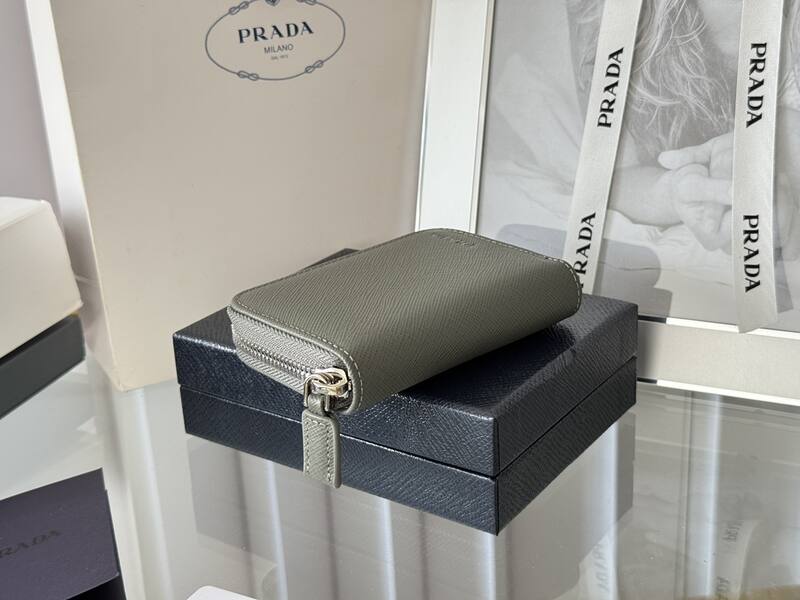 Prada Grey shoulder bag — 1:1 Replica