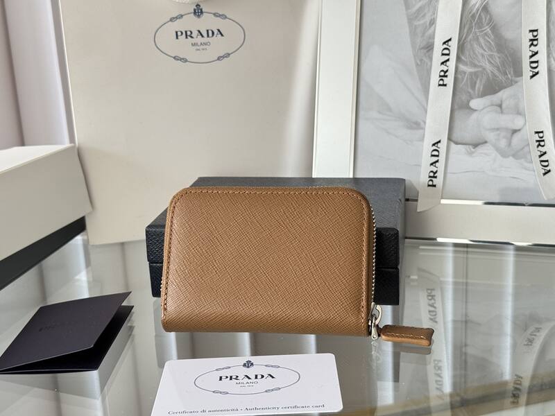 Prada Brown 25x18x10cm shoulder bag — AAA Quality Replica