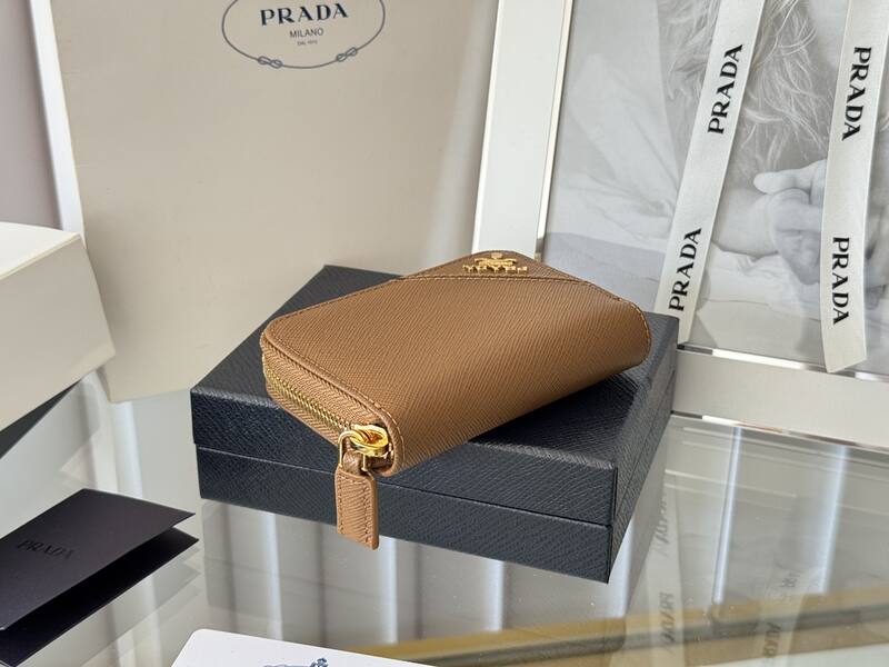 Prada Brown 25x18x10cm shoulder bag — AAA Quality Replica