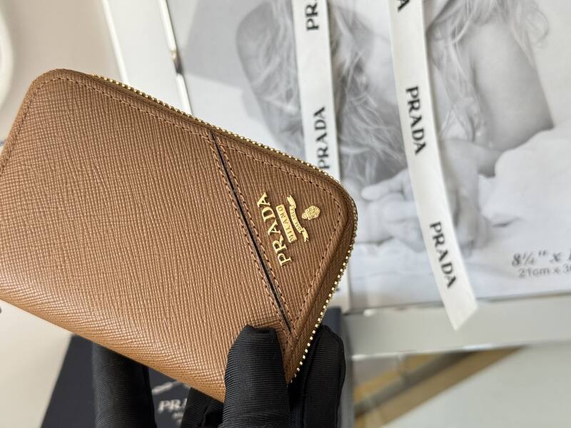 Prada Brown 25x18x10cm shoulder bag — AAA Quality Replica