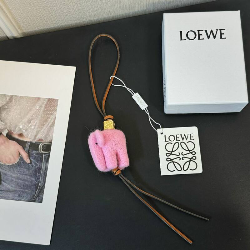 Loewe Pink shoulder bag — AAA Quality Replica