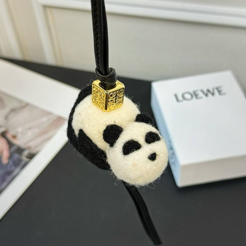 Loewe Black shoulder bag — Top Quality Replica