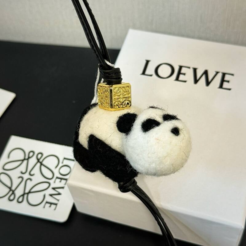 Loewe Black shoulder bag — Top Quality Replica