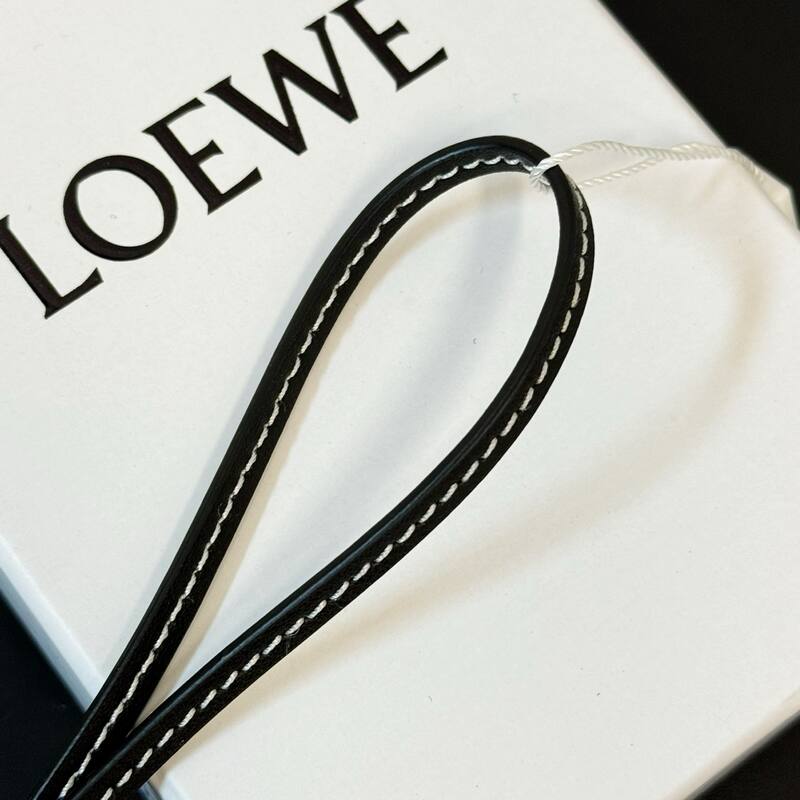 Loewe Black shoulder bag — Top Quality Replica