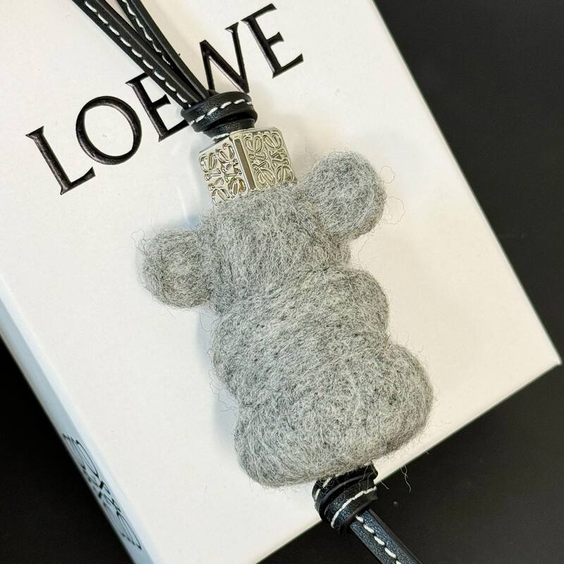 Loewe Black shoulder bag — Top Quality Replica