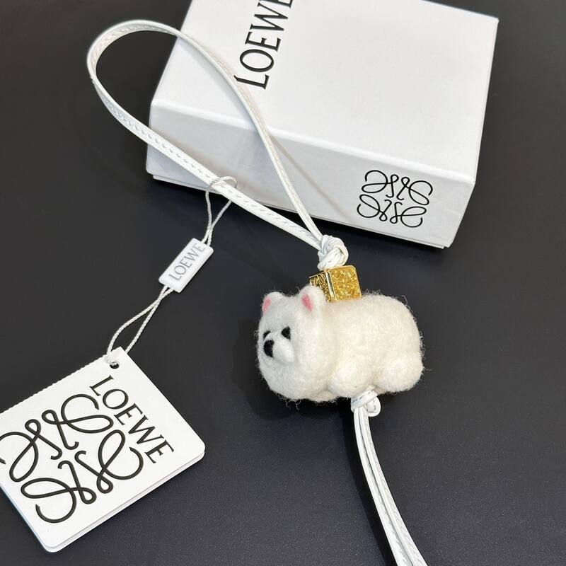 Loewe White shoulder bag — AAA Quality Replica