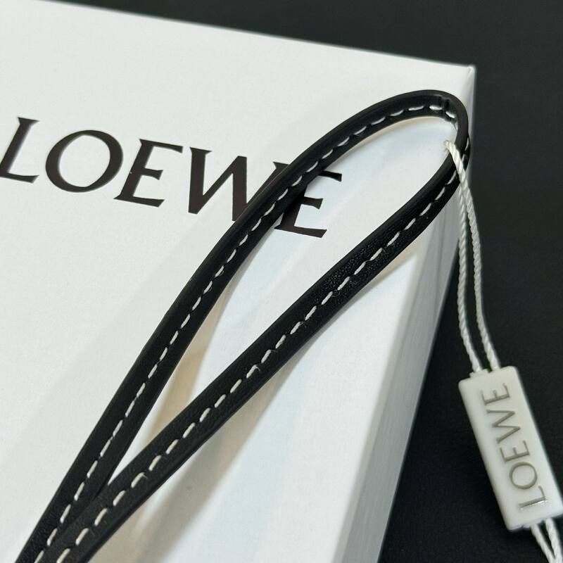 Loewe Black shoulder bag — AAA Quality Replica