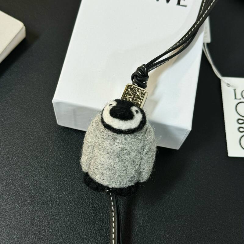 Loewe Black shoulder bag — AAA Quality Replica