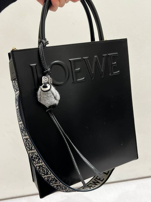 Loewe Black 25x18x10cm shoulder bag — Top Quality Replica