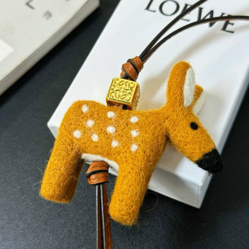 Loewe Gold shoulder bag — 1:1 Replica