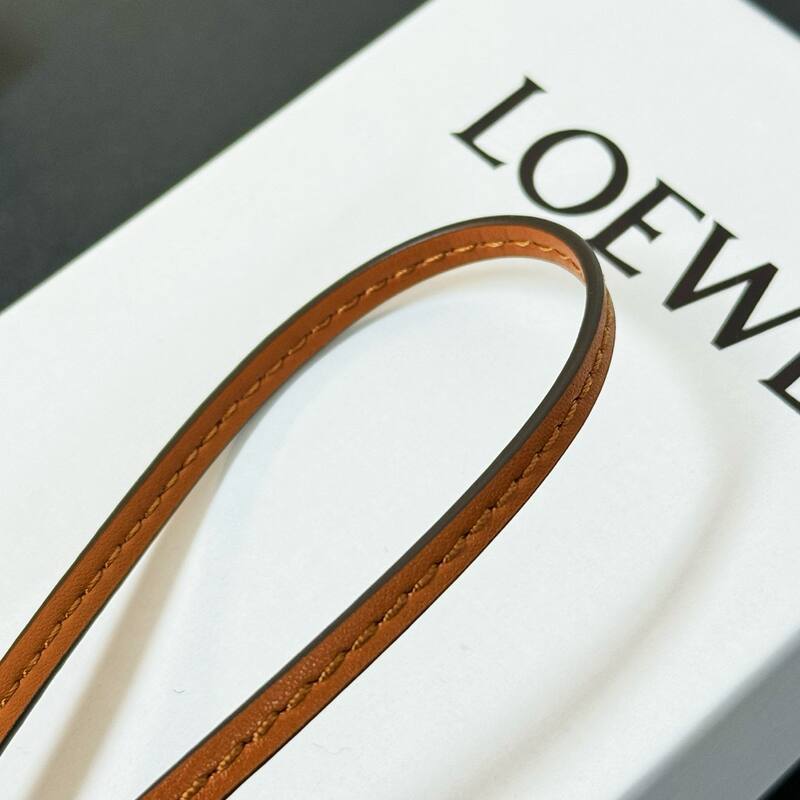 Loewe Gold shoulder bag — 1:1 Replica