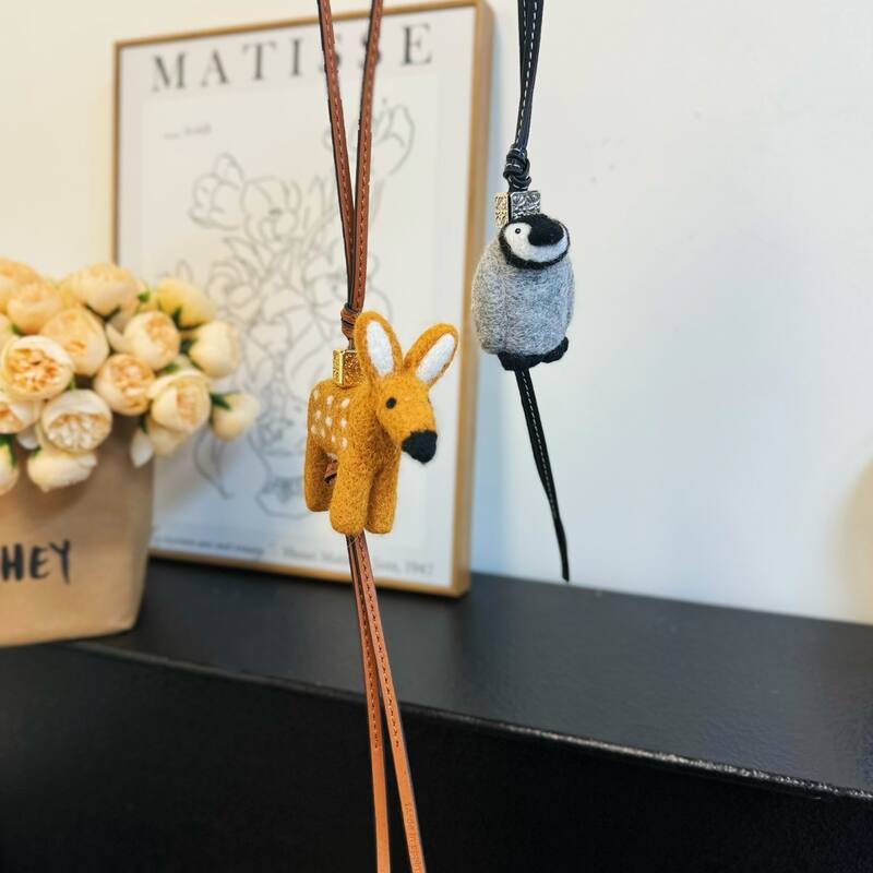Loewe Gold shoulder bag — 1:1 Replica
