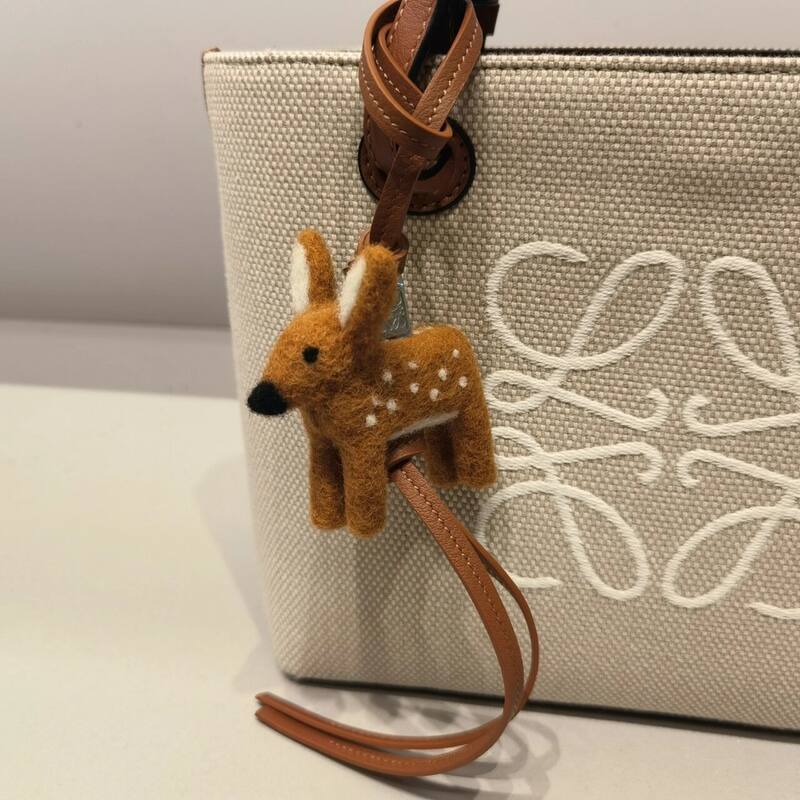 Loewe Brown shoulder bag — Premium Replica