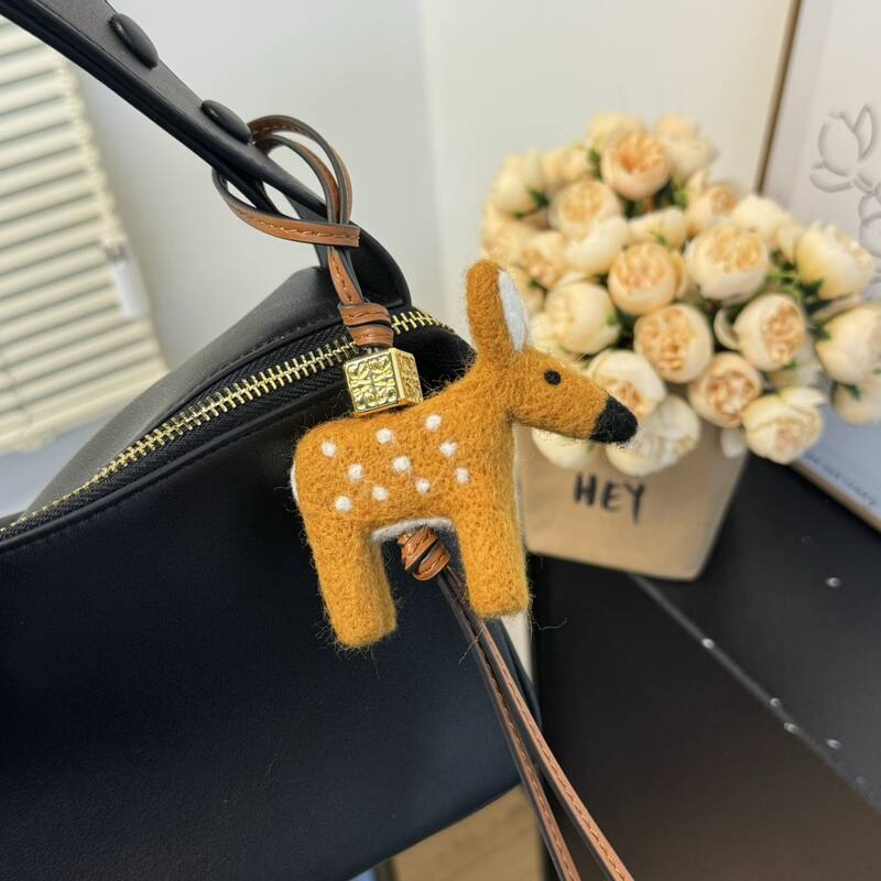Loewe Brown shoulder bag — Premium Replica