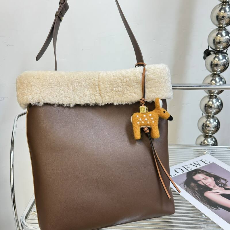 Loewe Brown shoulder bag — Premium Replica