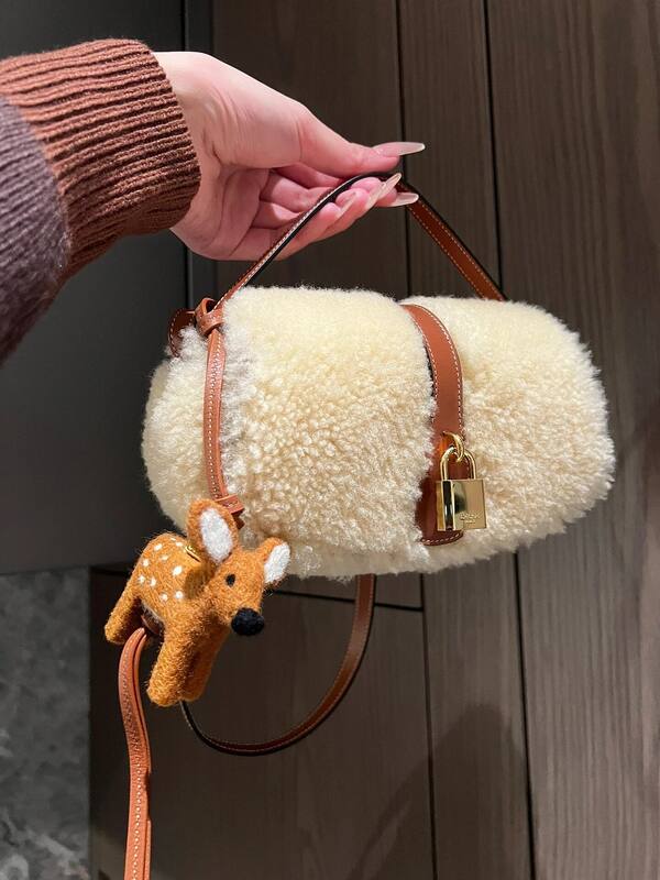 Loewe Brown shoulder bag — Premium Replica