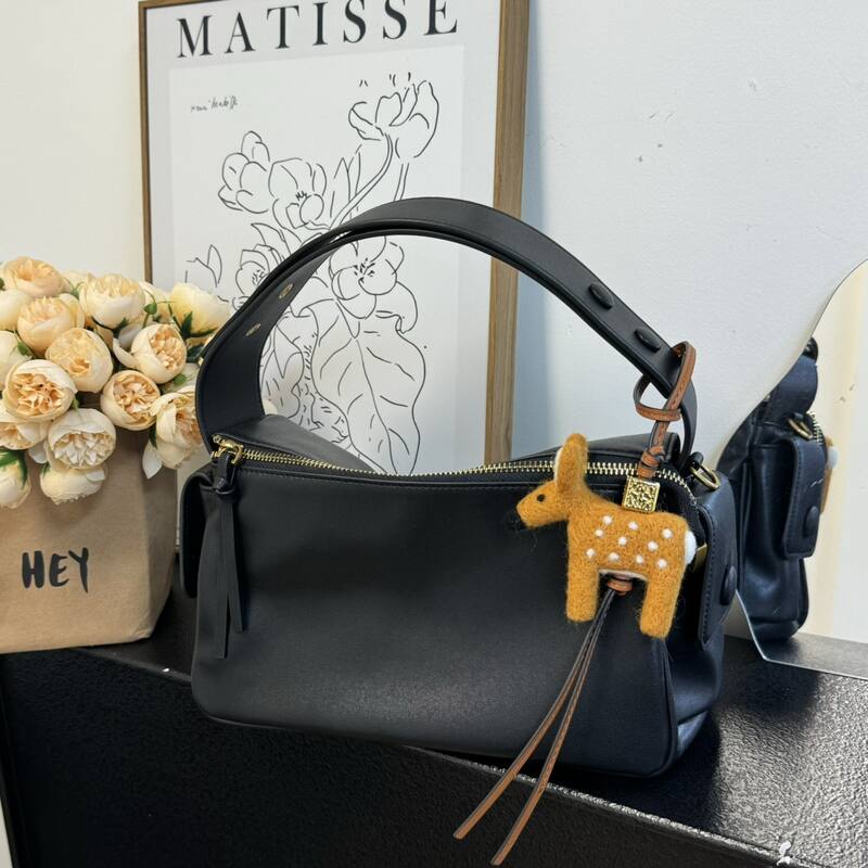 Loewe Brown shoulder bag — Premium Replica