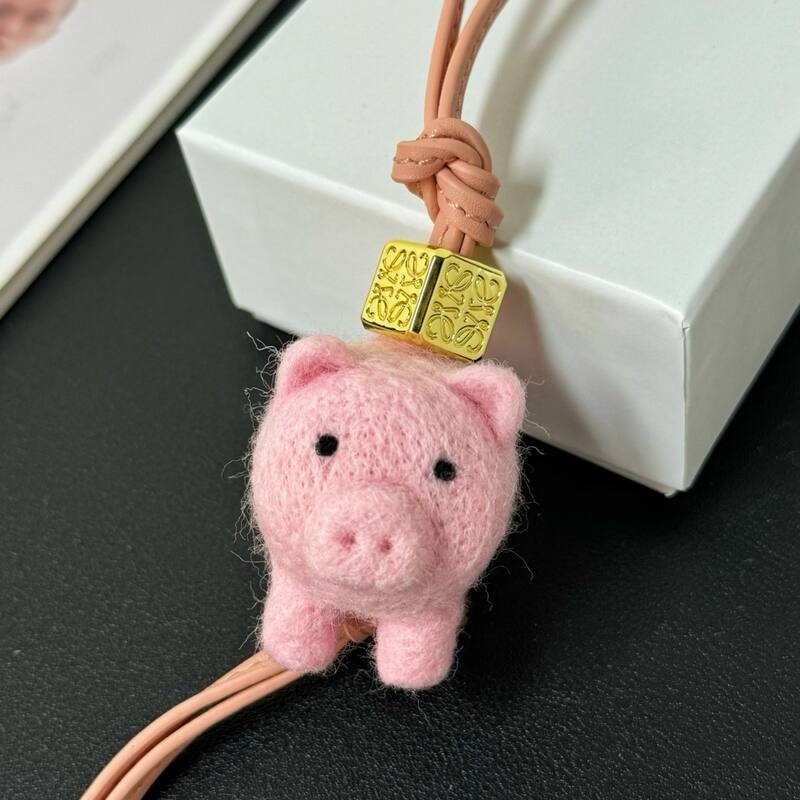 Loewe Pink shoulder bag — AAA Quality Replica
