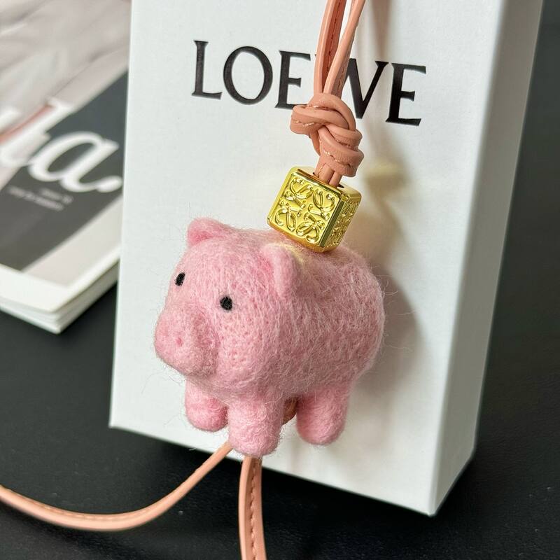 Loewe Pink shoulder bag — AAA Quality Replica