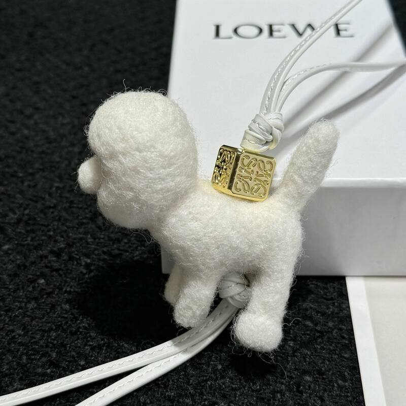 Loewe White shoulder bag — 1:1 Replica