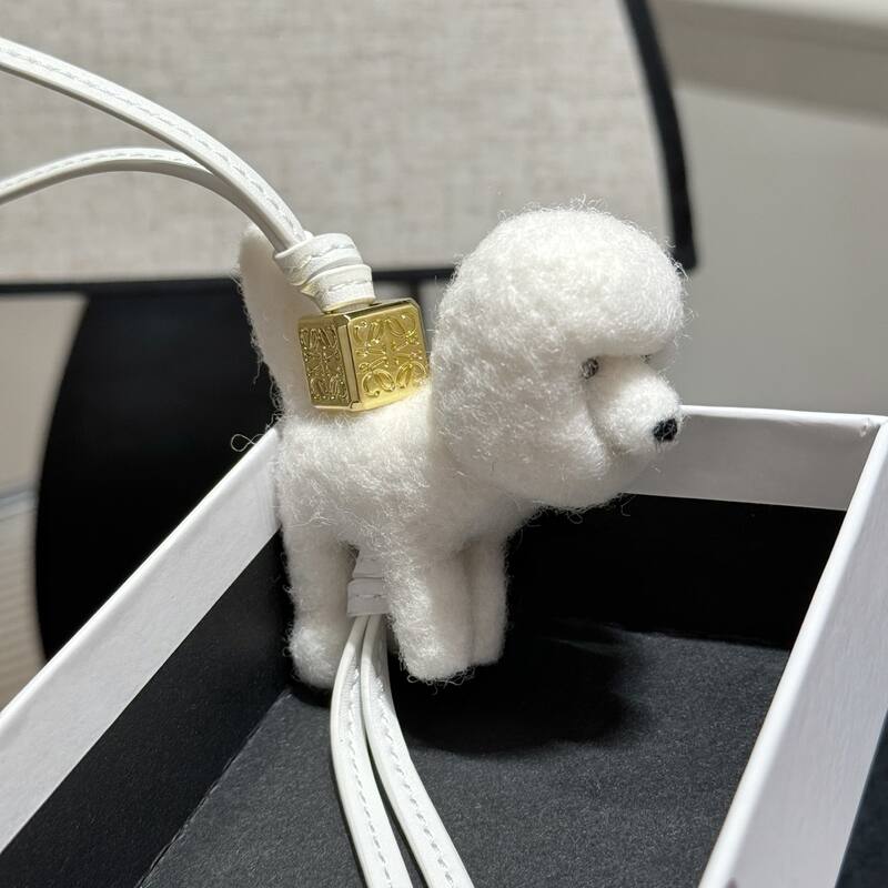 Loewe White shoulder bag — 1:1 Replica