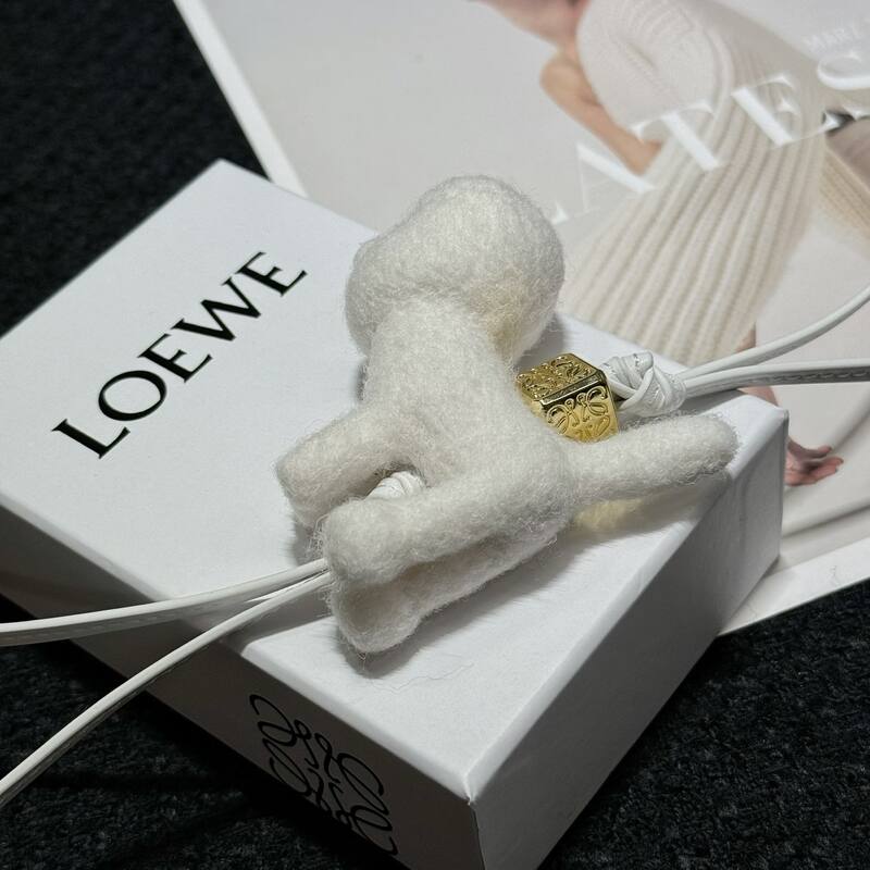 Loewe White shoulder bag — 1:1 Replica