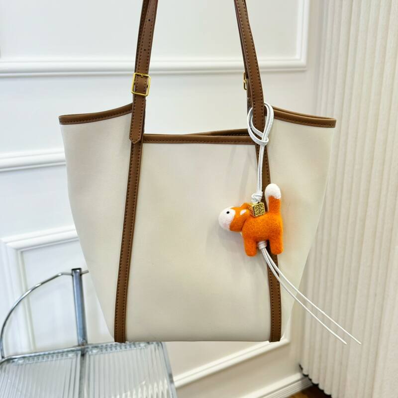 Loewe White shoulder bag — Premium Replica