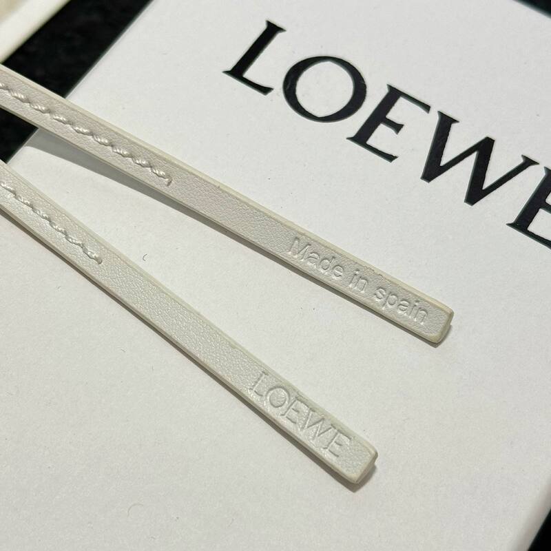 Loewe White shoulder bag — Premium Replica
