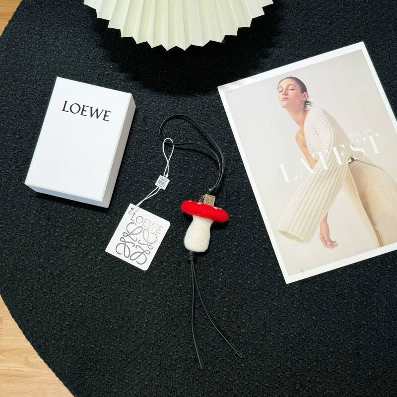 Loewe Black shoulder bag — 1:1 Replica