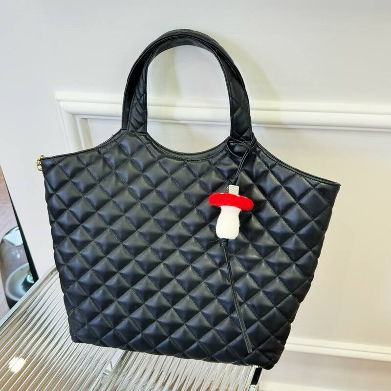 Loewe Red shoulder bag — 1:1 Replica