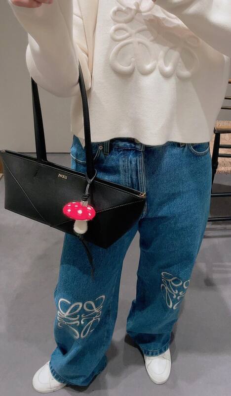 Loewe Red shoulder bag — 1:1 Replica